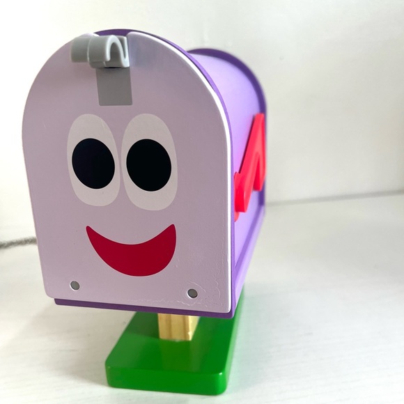 Melissa & Doug Blues Clues & You Mailbox Playset - Picture 5 of 8